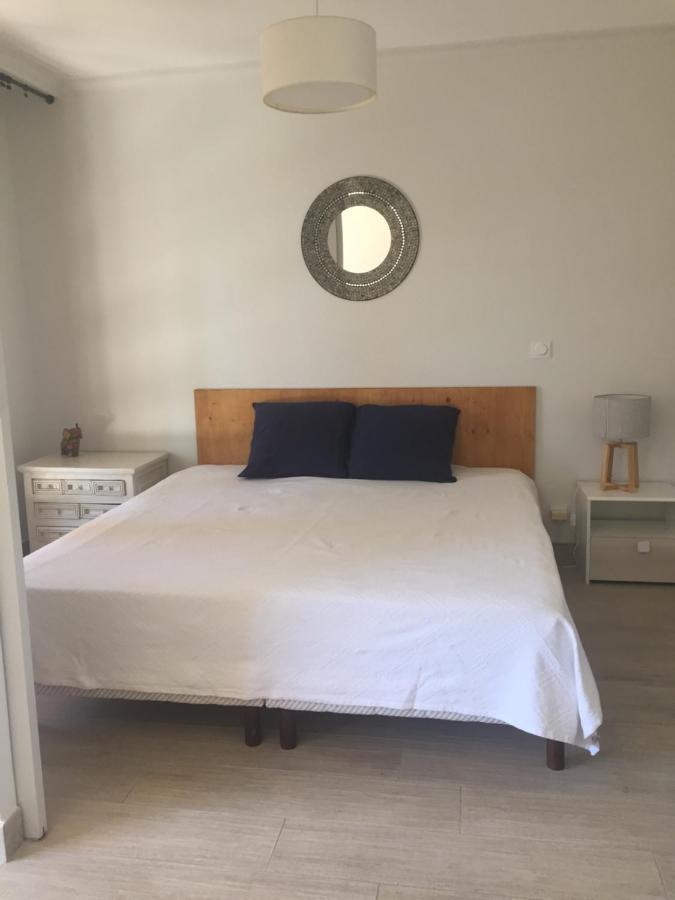 Belle résidence au centre de Saint Tropez avec piscine et garage Esterno foto
